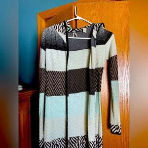 Size xs duster sweater BKE